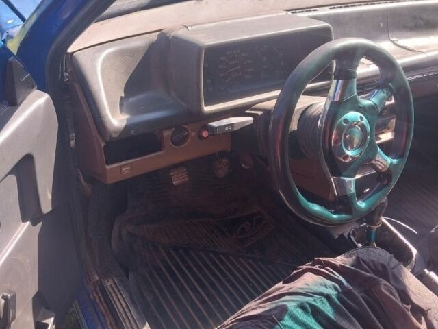 Синий ВАЗ 2109, объемом двигателя 2 л и пробегом 2 тыс. км за 350 $, фото 7 на Automoto.ua