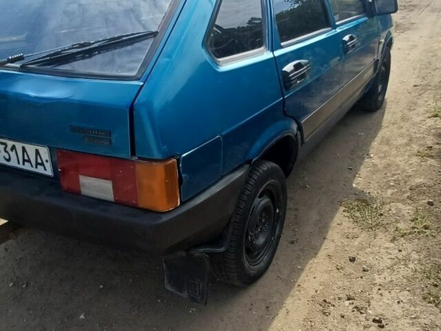 Синий ВАЗ 2109, объемом двигателя 1.5 л и пробегом 100 тыс. км за 627 $, фото 3 на Automoto.ua
