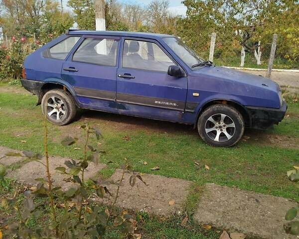 Синий ВАЗ 2109, объемом двигателя 1.1 л и пробегом 160 тыс. км за 850 $, фото 4 на Automoto.ua
