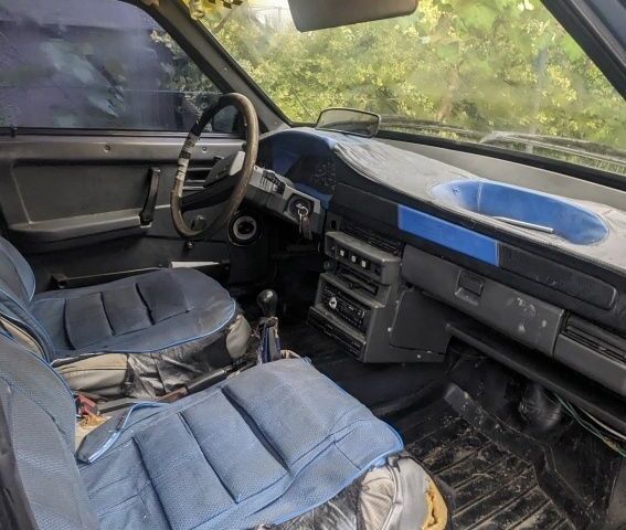 Синий ВАЗ 2109, объемом двигателя 1.3 л и пробегом 280 тыс. км за 601 $, фото 5 на Automoto.ua