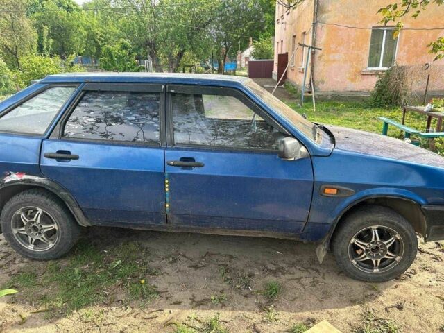 Синий ВАЗ 2109, объемом двигателя 1.3 л и пробегом 3 тыс. км за 607 $, фото 2 на Automoto.ua