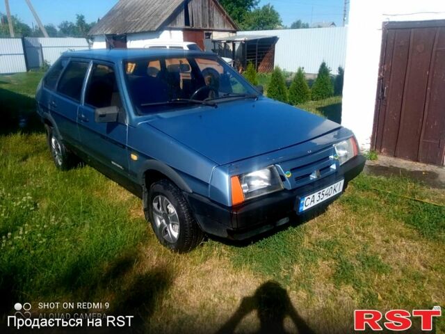 Синій ВАЗ 2109, об'ємом двигуна 1.3 л та пробігом 250 тис. км за 950 $, фото 2 на Automoto.ua