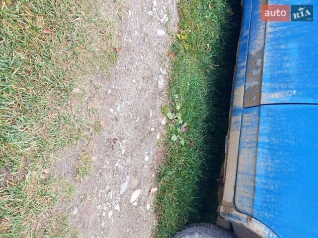 Синий ВАЗ 2109, объемом двигателя 1.5 л и пробегом 200 тыс. км за 350 $, фото 2 на Automoto.ua