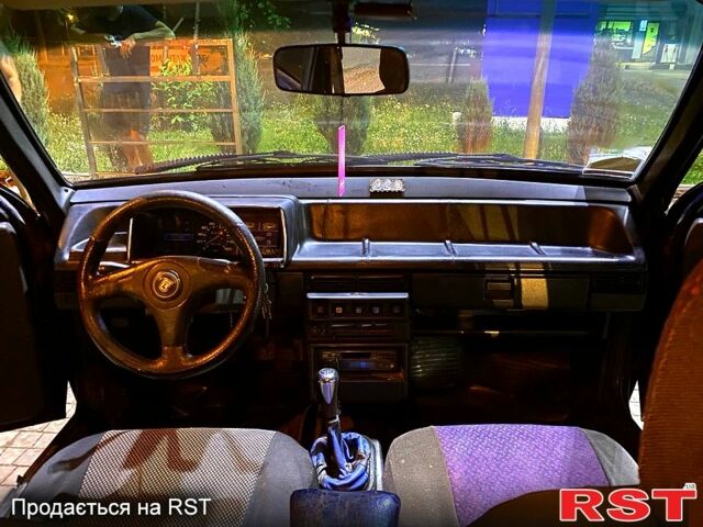 Синій ВАЗ 2109, об'ємом двигуна 1.3 л та пробігом 176 тис. км за 1300 $, фото 2 на Automoto.ua