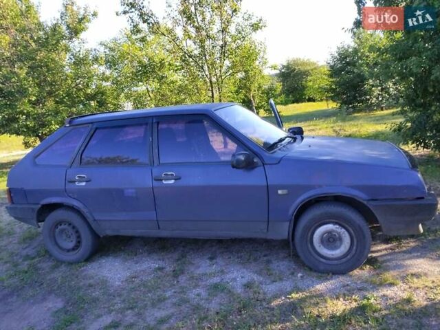 Синій ВАЗ 2109, об'ємом двигуна 1.5 л та пробігом 300 тис. км за 800 $, фото 1 на Automoto.ua