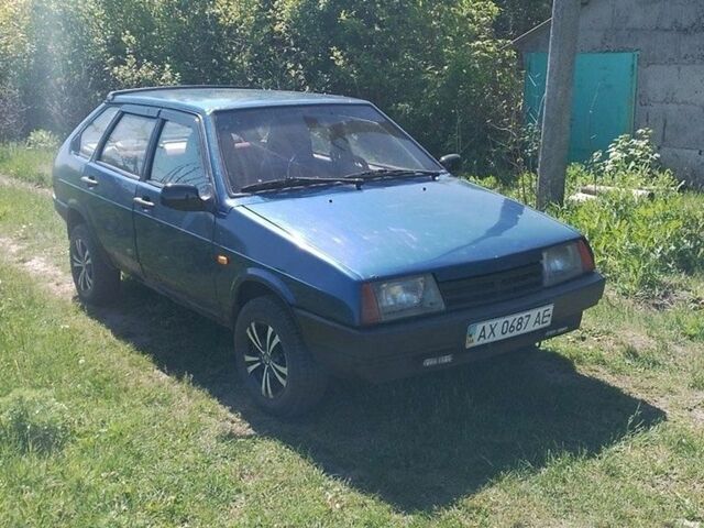 Синий ВАЗ 2109, объемом двигателя 1.5 л и пробегом 77 тыс. км за 1100 $, фото 3 на Automoto.ua
