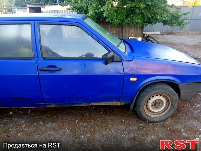 Синий ВАЗ 2109, объемом двигателя 1.5 л и пробегом 200 тыс. км за 500 $, фото 2 на Automoto.ua