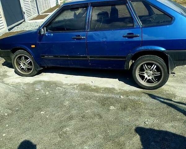 Синий ВАЗ 2109, объемом двигателя 1.5 л и пробегом 200 тыс. км за 1600 $, фото 2 на Automoto.ua