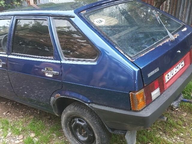 Синий ВАЗ 2109, объемом двигателя 1.5 л и пробегом 100 тыс. км за 600 $, фото 3 на Automoto.ua