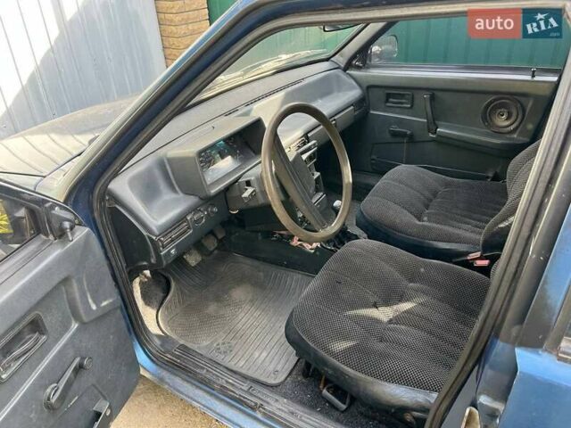 Синий ВАЗ 2109, объемом двигателя 1.5 л и пробегом 100 тыс. км за 1550 $, фото 4 на Automoto.ua