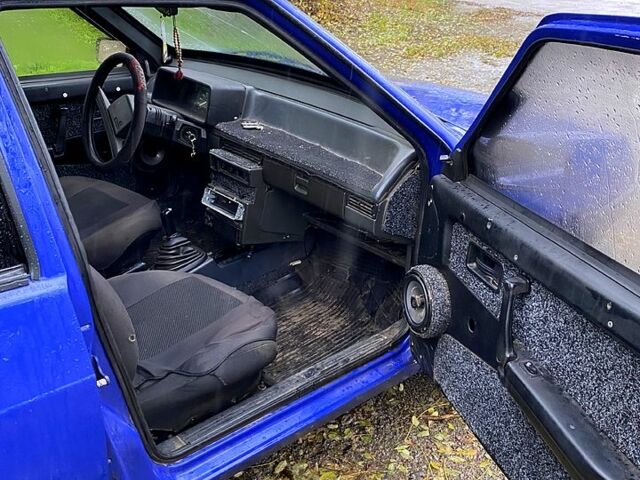 Синий ВАЗ 2109, объемом двигателя 1.3 л и пробегом 100 тыс. км за 1300 $, фото 5 на Automoto.ua