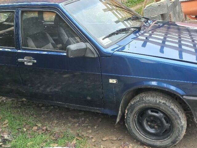 Синий ВАЗ 2109, объемом двигателя 1.5 л и пробегом 100 тыс. км за 600 $, фото 4 на Automoto.ua
