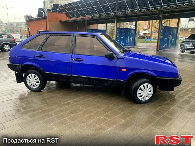 Синий ВАЗ 2109, объемом двигателя 1.5 л и пробегом 250 тыс. км за 1000 $, фото 2 на Automoto.ua