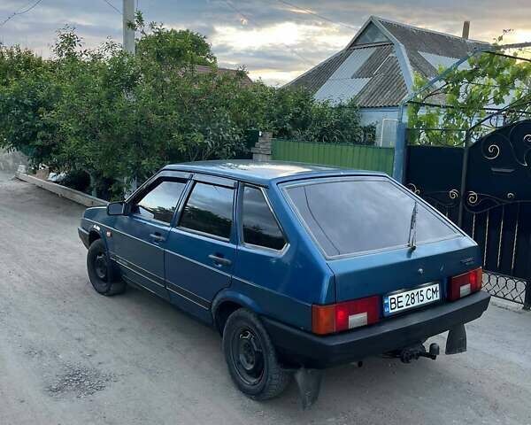 Синий ВАЗ 2109, объемом двигателя 1.5 л и пробегом 316 тыс. км за 2000 $, фото 1 на Automoto.ua