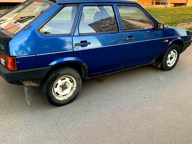 Синий ВАЗ 2109, объемом двигателя 1.5 л и пробегом 95 тыс. км за 1250 $, фото 1 на Automoto.ua