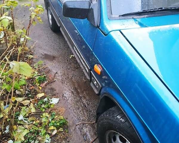Синий ВАЗ 2109, объемом двигателя 1.5 л и пробегом 220 тыс. км за 1500 $, фото 2 на Automoto.ua