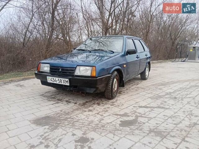 Синий ВАЗ 2109, объемом двигателя 1.5 л и пробегом 220 тыс. км за 950 $, фото 2 на Automoto.ua