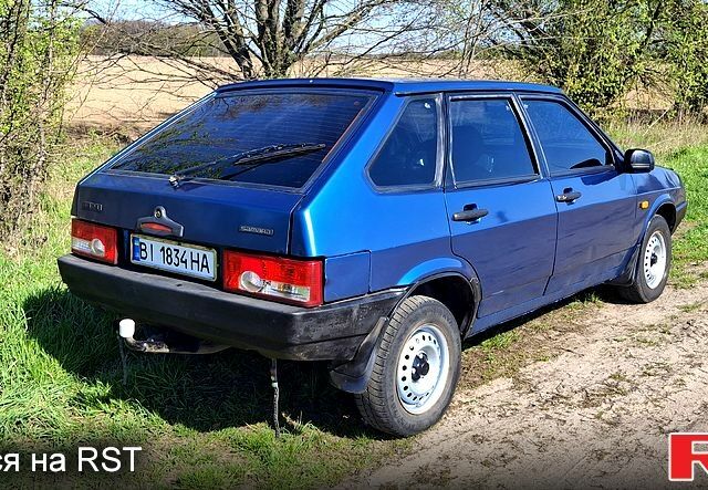 Синий ВАЗ 2109, объемом двигателя 1.3 л и пробегом 210 тыс. км за 1500 $, фото 3 на Automoto.ua