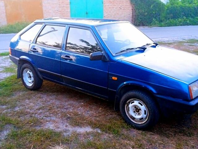 Синій ВАЗ 2109, об'ємом двигуна 1.5 л та пробігом 180 тис. км за 950 $, фото 12 на Automoto.ua