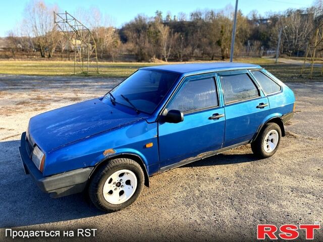 Синий ВАЗ 2109, объемом двигателя 1.5 л и пробегом 288 тыс. км за 850 $, фото 2 на Automoto.ua