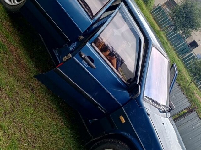 Синій ВАЗ 2109, об'ємом двигуна 1.5 л та пробігом 857 тис. км за 1800 $, фото 1 на Automoto.ua