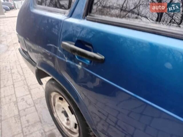 Синий ВАЗ 2109, объемом двигателя 1.5 л и пробегом 220 тыс. км за 950 $, фото 7 на Automoto.ua