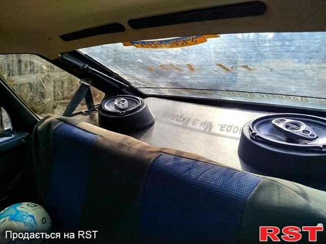 Синий ВАЗ 2109, объемом двигателя 1.5 л и пробегом 100 тыс. км за 1000 $, фото 1 на Automoto.ua