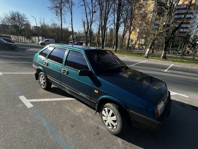 Синий ВАЗ 2109, объемом двигателя 1.5 л и пробегом 190 тыс. км за 1400 $, фото 1 на Automoto.ua