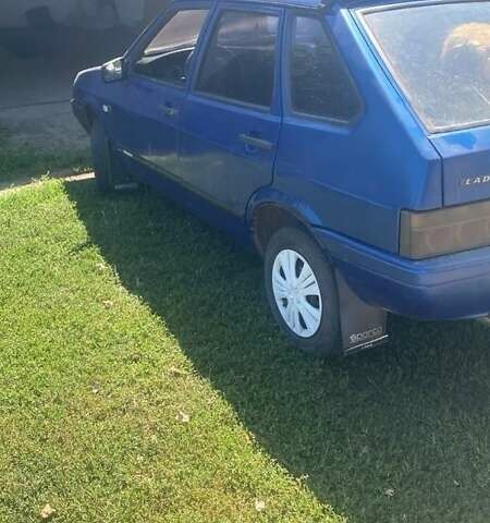 Синий ВАЗ 2109, объемом двигателя 1.5 л и пробегом 220 тыс. км за 1300 $, фото 2 на Automoto.ua