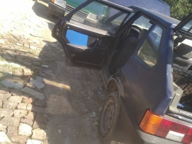 Синий ВАЗ 2109, объемом двигателя 1.3 л и пробегом 40 тыс. км за 500 $, фото 3 на Automoto.ua