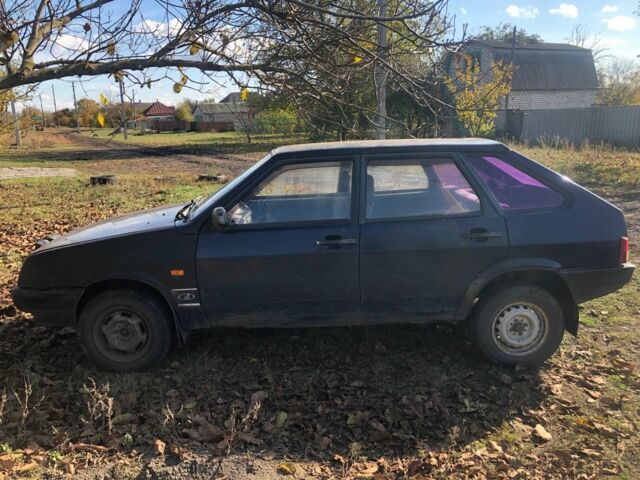 Синий ВАЗ 2109, объемом двигателя 1.5 л и пробегом 240 тыс. км за 700 $, фото 3 на Automoto.ua