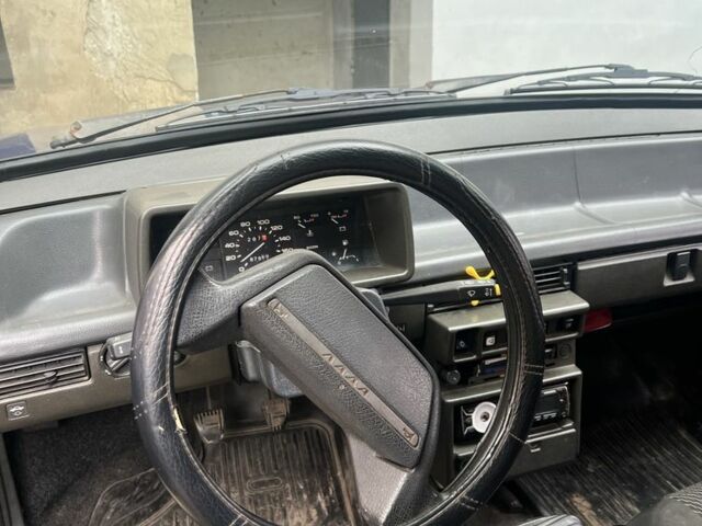 Синий ВАЗ 2109, объемом двигателя 1.5 л и пробегом 250 тыс. км за 1150 $, фото 4 на Automoto.ua