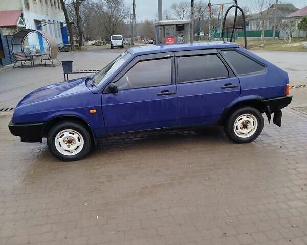 Синий ВАЗ 2109, объемом двигателя 1.5 л и пробегом 70 тыс. км за 750 $, фото 4 на Automoto.ua