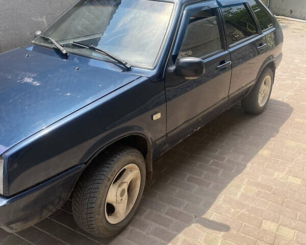 Синій ВАЗ 2109, об'ємом двигуна 1.5 л та пробігом 150 тис. км за 1000 $, фото 1 на Automoto.ua