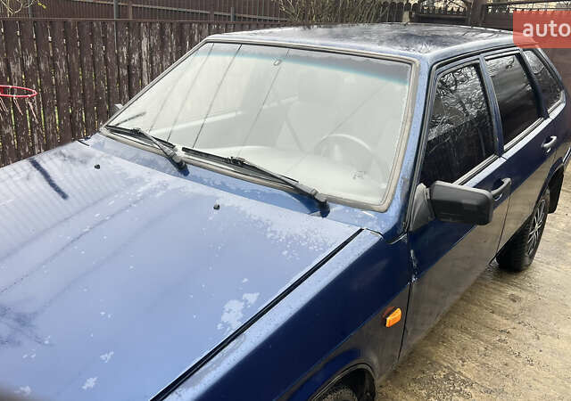 Синий ВАЗ 2109, объемом двигателя 1.5 л и пробегом 155 тыс. км за 750 $, фото 3 на Automoto.ua