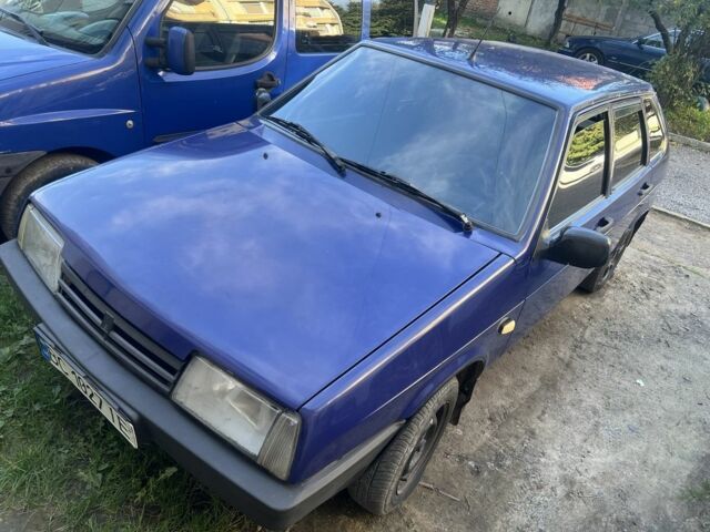 Синий ВАЗ 2109, объемом двигателя 1.5 л и пробегом 250 тыс. км за 1150 $, фото 1 на Automoto.ua