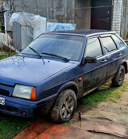 Синій ВАЗ 2109, об'ємом двигуна 1.5 л та пробігом 258 тис. км за 1000 $, фото 5 на Automoto.ua