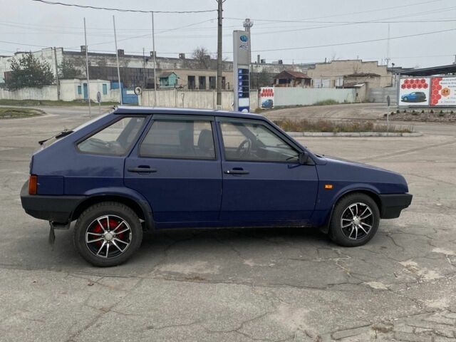 Синий ВАЗ 2109, объемом двигателя 0 л и пробегом 300 тыс. км за 2000 $, фото 3 на Automoto.ua