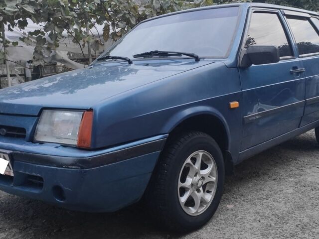 Синий ВАЗ 2109, объемом двигателя 0 л и пробегом 200 тыс. км за 2000 $, фото 1 на Automoto.ua