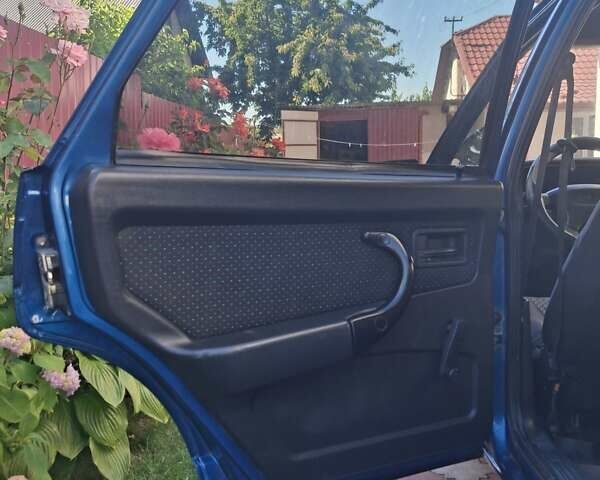 Синій ВАЗ 2109, об'ємом двигуна 1.5 л та пробігом 198 тис. км за 1750 $, фото 11 на Automoto.ua