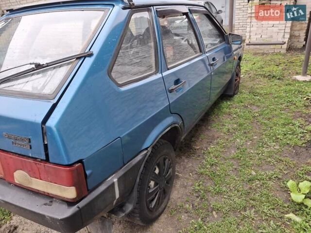 Синий ВАЗ 2109, объемом двигателя 1.5 л и пробегом 222 тыс. км за 1400 $, фото 3 на Automoto.ua