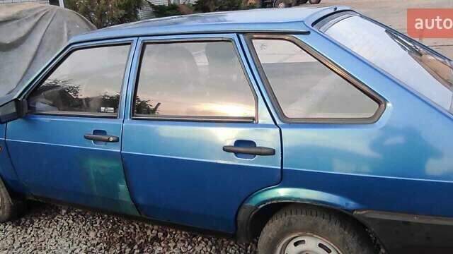 Синий ВАЗ 2109, объемом двигателя 1.5 л и пробегом 220 тыс. км за 755 $, фото 1 на Automoto.ua
