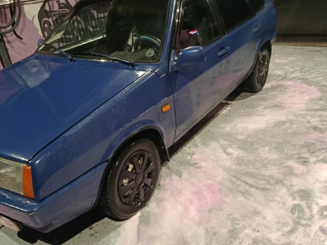 Синий ВАЗ 2109, объемом двигателя 1.5 л и пробегом 320 тыс. км за 1600 $, фото 3 на Automoto.ua