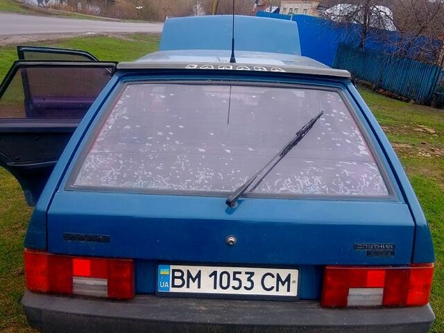 Синий ВАЗ 2109, объемом двигателя 1.5 л и пробегом 80 тыс. км за 1350 $, фото 2 на Automoto.ua