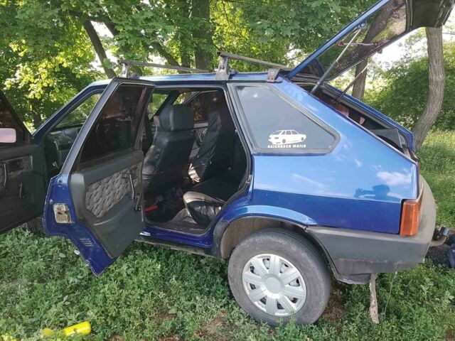 Синий ВАЗ 2109, объемом двигателя 1.5 л и пробегом 213 тыс. км за 2007 $, фото 3 на Automoto.ua