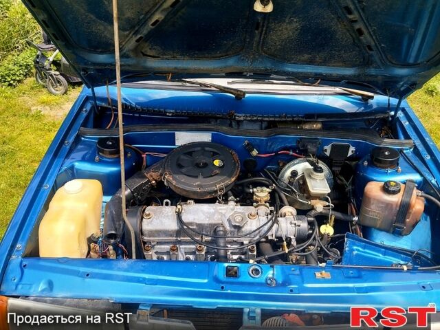 Синий ВАЗ 2109, объемом двигателя 1.5 л и пробегом 120 тыс. км за 1300 $, фото 6 на Automoto.ua