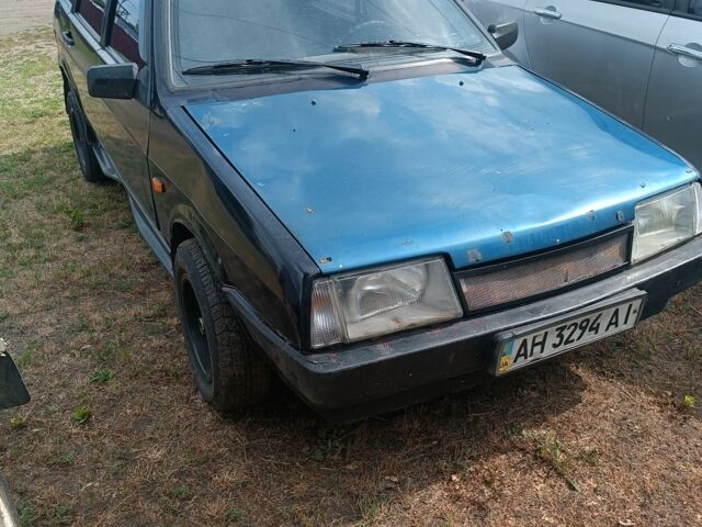 Синий ВАЗ 2109, объемом двигателя 1.5 л и пробегом 100 тыс. км за 800 $, фото 1 на Automoto.ua