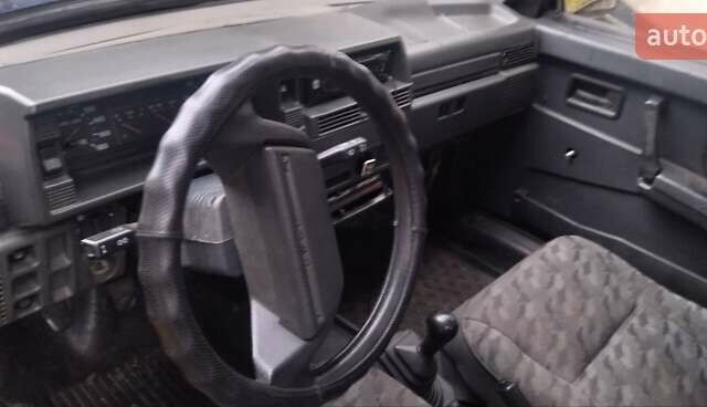 Синій ВАЗ 2109, об'ємом двигуна 1.5 л та пробігом 245 тис. км за 900 $, фото 2 на Automoto.ua