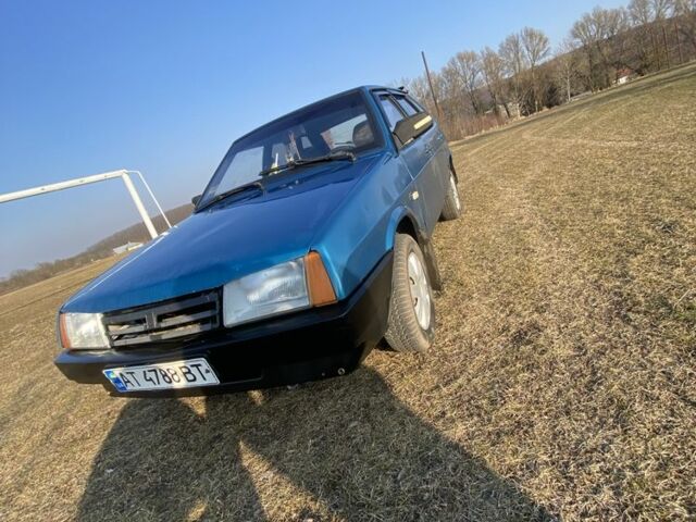 Синий ВАЗ 2109, объемом двигателя 1.5 л и пробегом 99 тыс. км за 1000 $, фото 2 на Automoto.ua