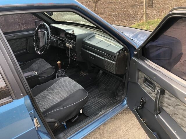 Синий ВАЗ 2109, объемом двигателя 1.5 л и пробегом 229 тыс. км за 1800 $, фото 7 на Automoto.ua